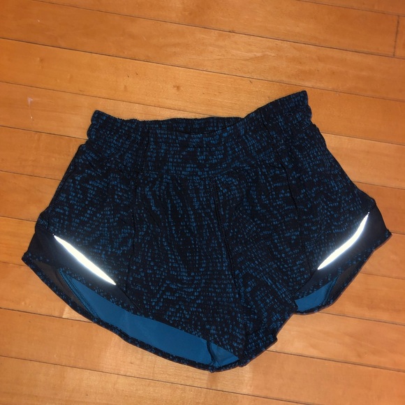 lululemon athletica Pants - Lululemon Hotty Hot Shorts